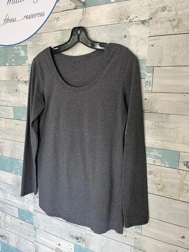 Thyme Maternity top