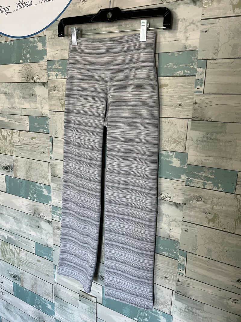 Lululemon maternity bottoms