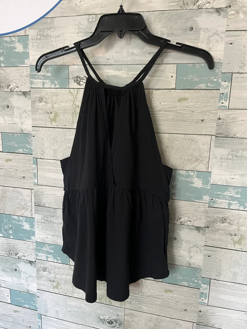 American Eagle nursing top