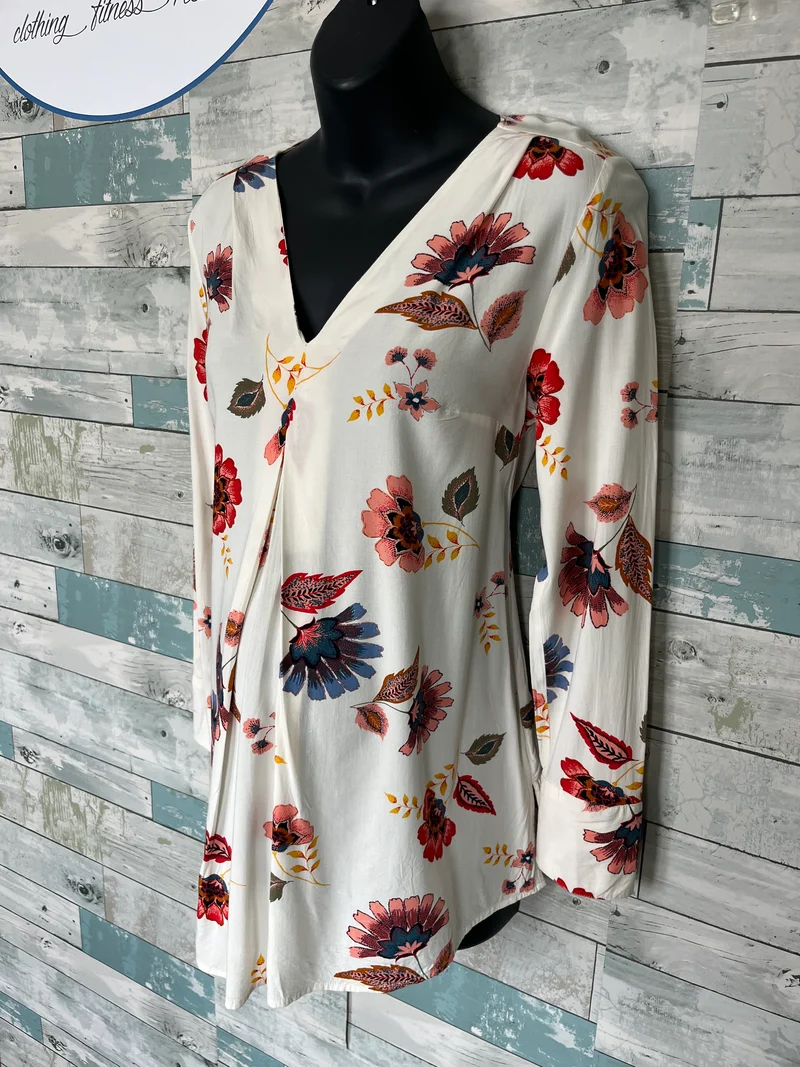 Old Navy Maternity top