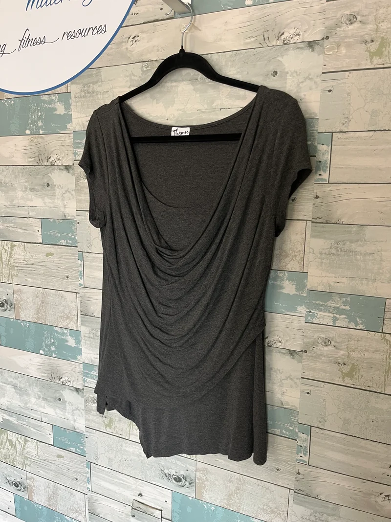 Thyme Maternity nursing top