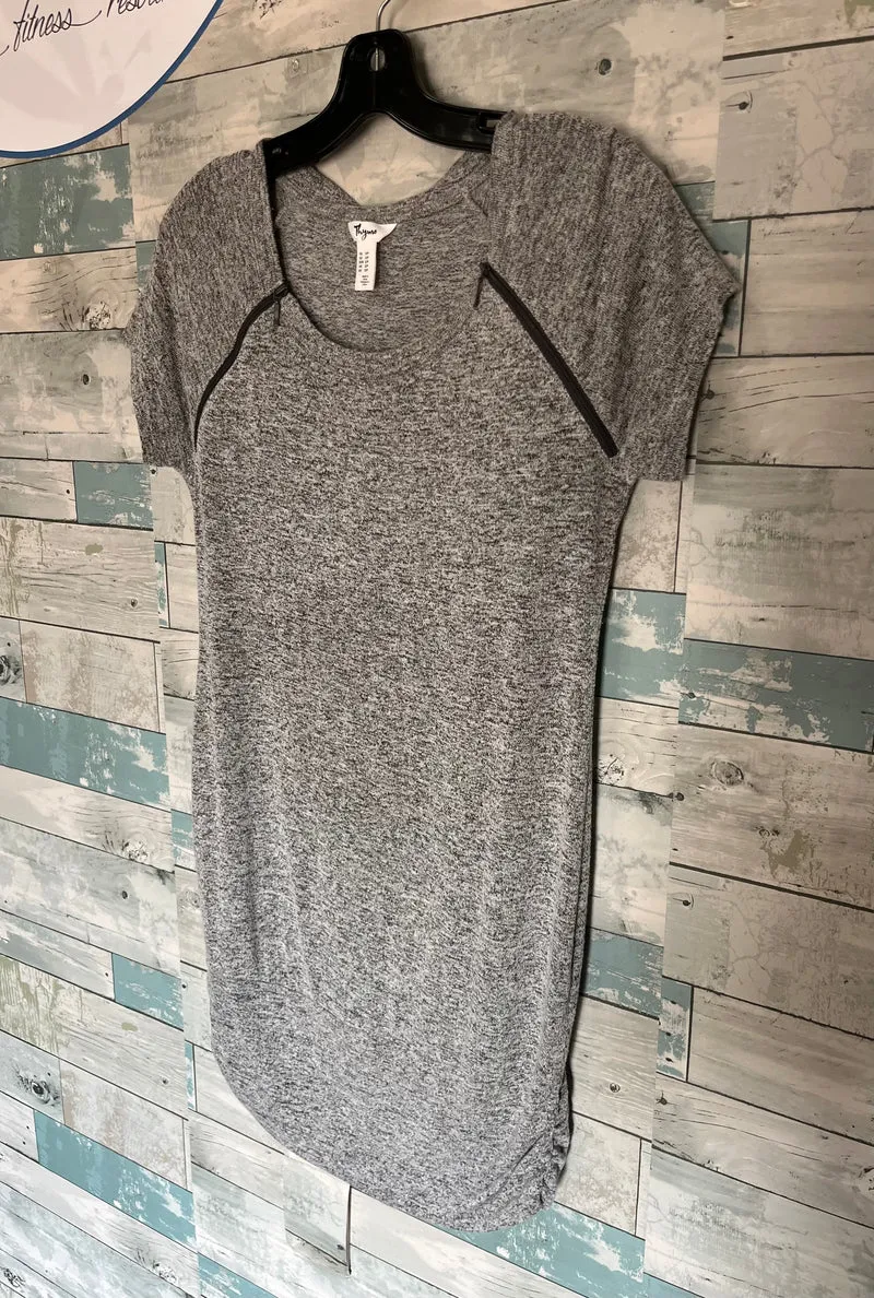Thyme Nursing tunic