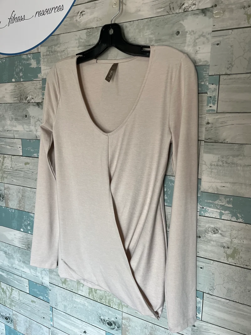 Thyme Nursing top