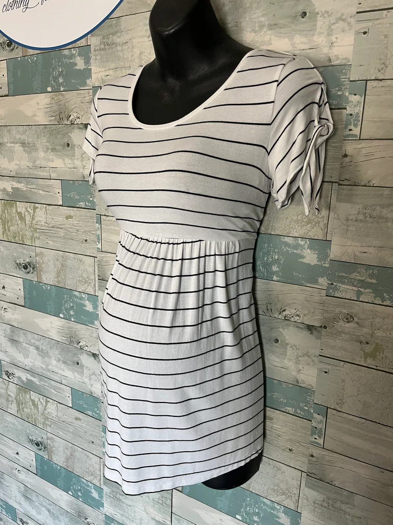Old Navy Maternity top