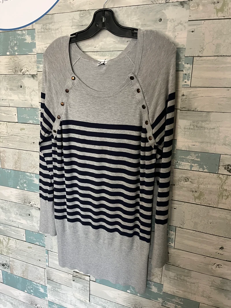 Thyme Nursing top