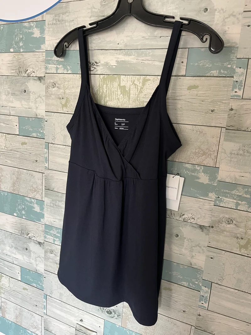 Gap Maternity Nursing top