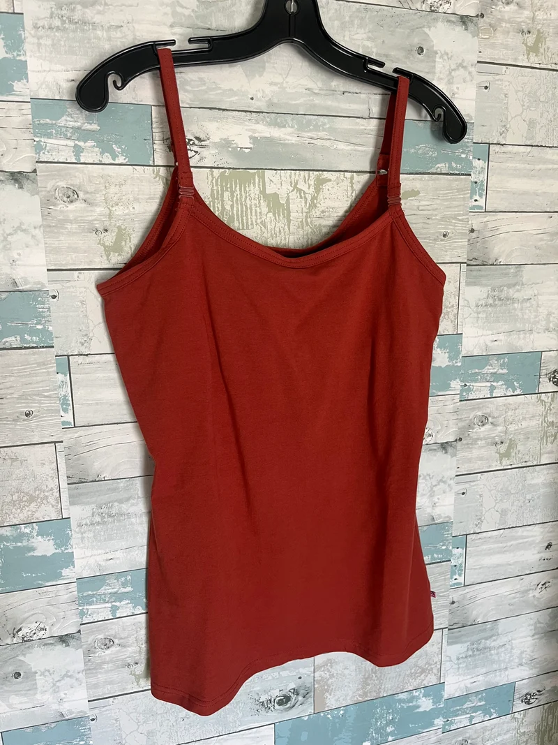 Glamour Mom The Built-in Nursing nursing bra top