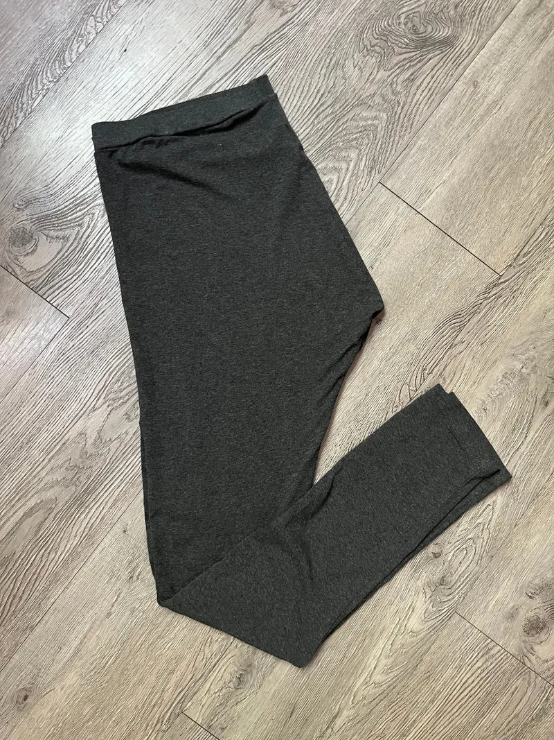 Isabella Oliver Maternity bottoms