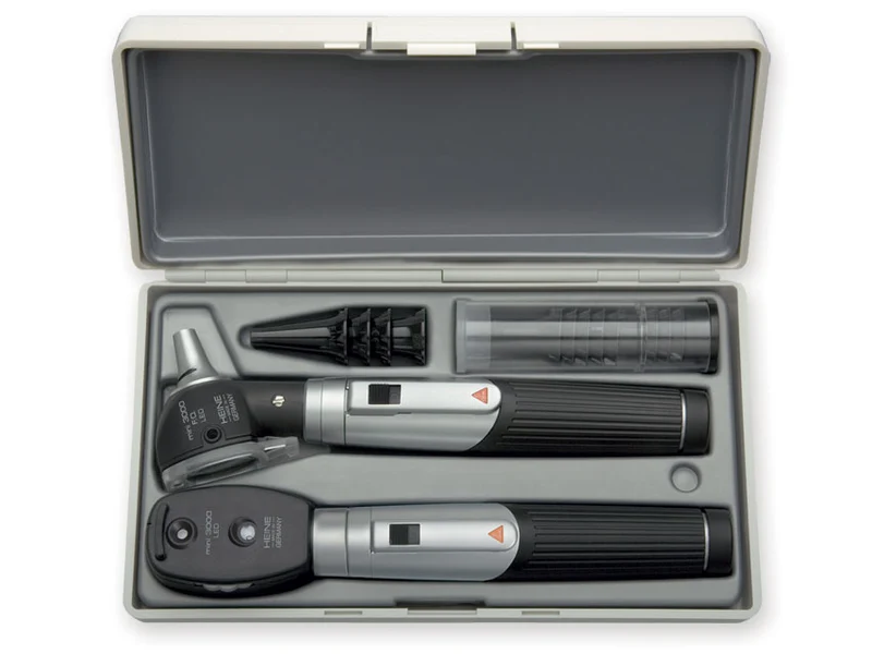 Set Heine Mini 3000 LED a F.o. Oto + Oftalmoscopio - Nero - D-886.11.021