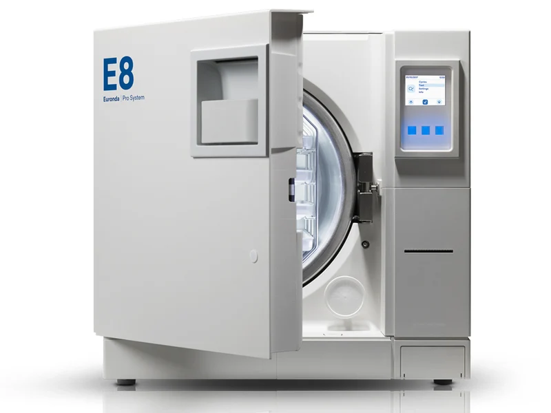 Autoclave Euronda E8 B 24 Litri - Display Soft Touch 2,4" - 1 pz.
